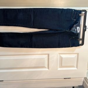 Paige skyline skinny size 25